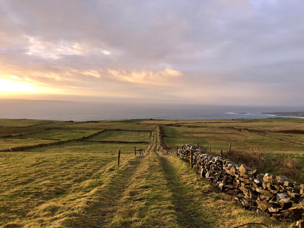 Ocean View Guestrooms Doolin Luaran gambar