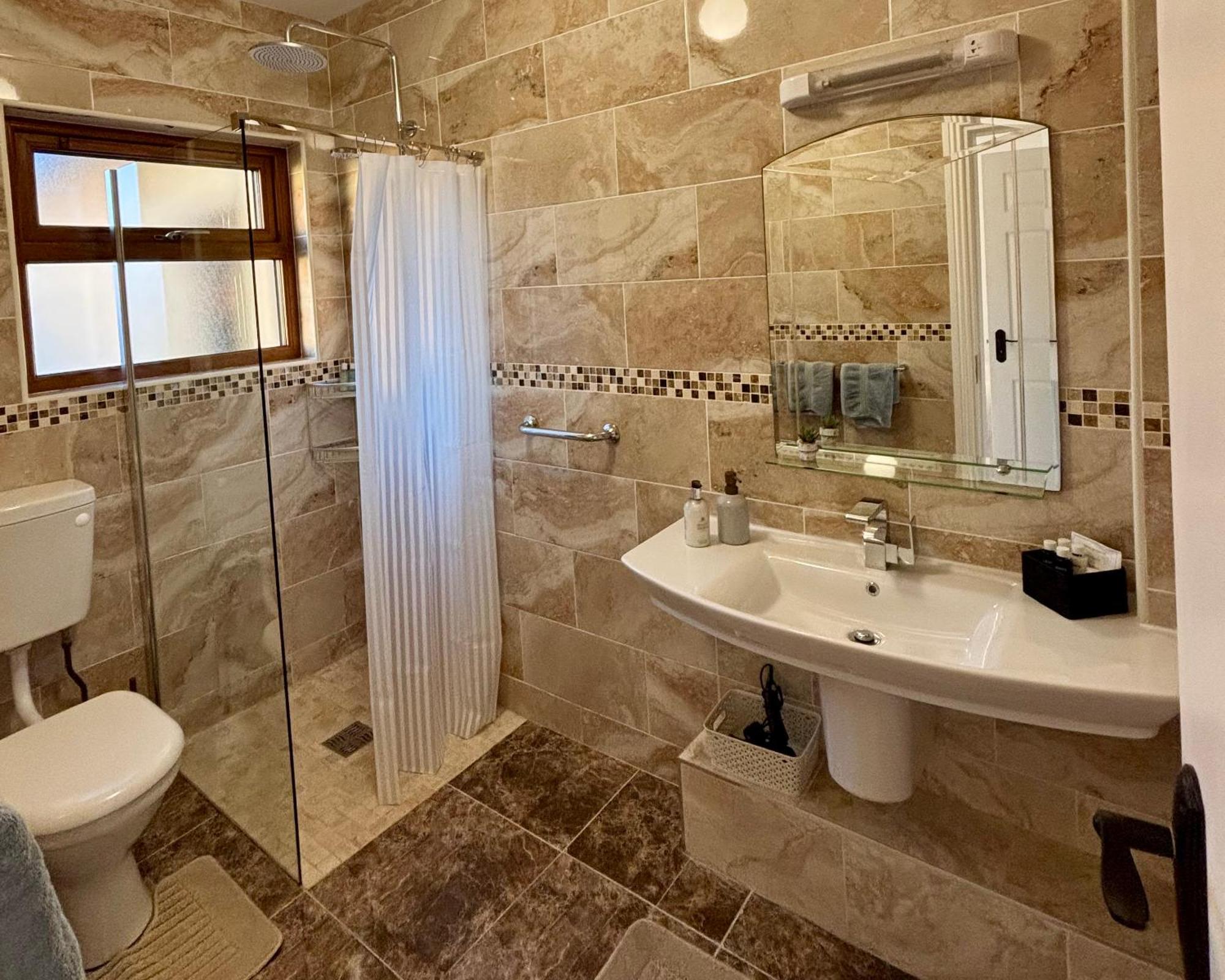 Ocean View Guestrooms Doolin Bilik gambar