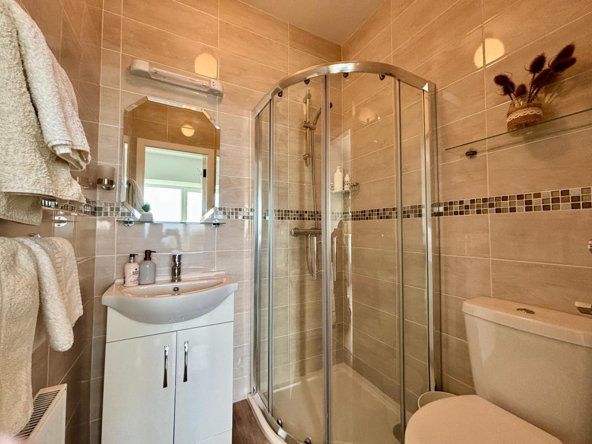 Ocean View Guestrooms Doolin Bilik gambar